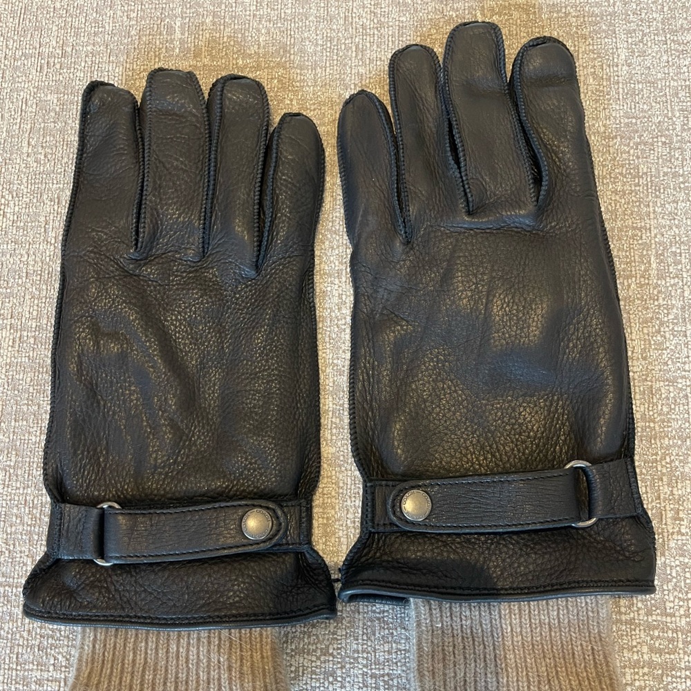 Black leather gloves